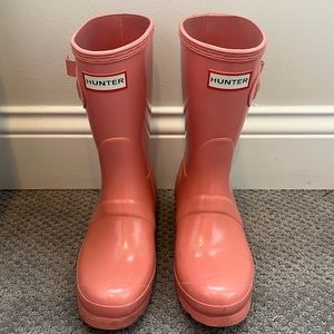 Women’s size 6 Hunter Boots - perfect condition!